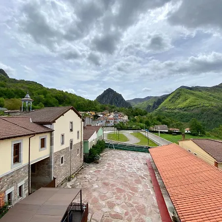 La Cuna Del Sella Vendégház 2*