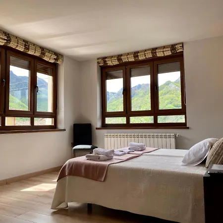 La Cuna Del Sella Vendégház 2*