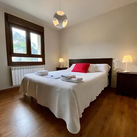 La Cuna Del Sella Vendégház Oseja de Sajambre