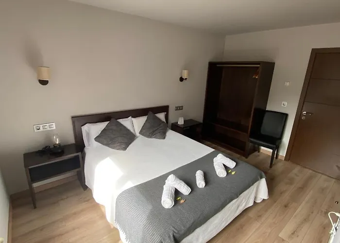 Πανσιόν La Cuna Del Sella 2*