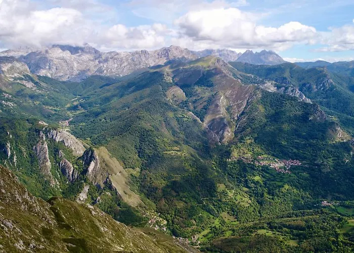 Πανσιόν La Cuna Del Sella 2*