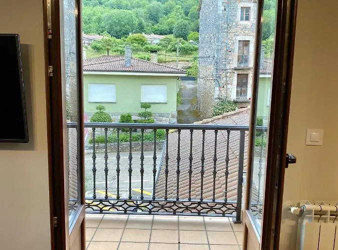 La Cuna Del Sella Πανσιόν Oseja de Sajambre